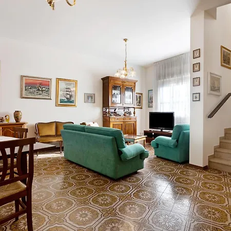 Casa Delle Ortensie * וירג'יו